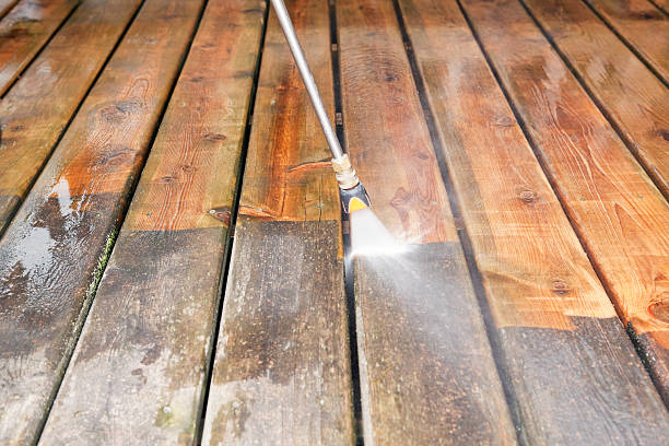 Best Pressure Washing Brick  in Ironwood, MI